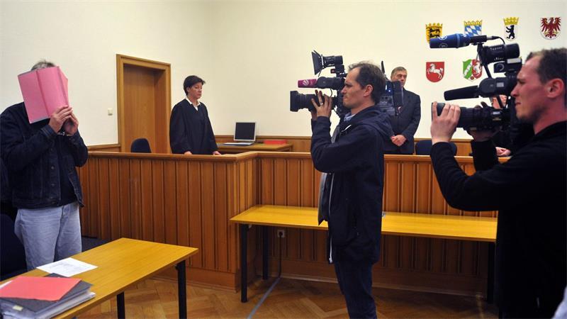 In Stade wurde der sogenannte Maskenmann bereits wegen drei Kindsmorden verurteilt. (Archivbild)