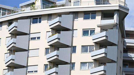 In Stuttgart sind Wohnimmobilienpreise vergleichsweise stark zurückgegangen. (Archivbild)