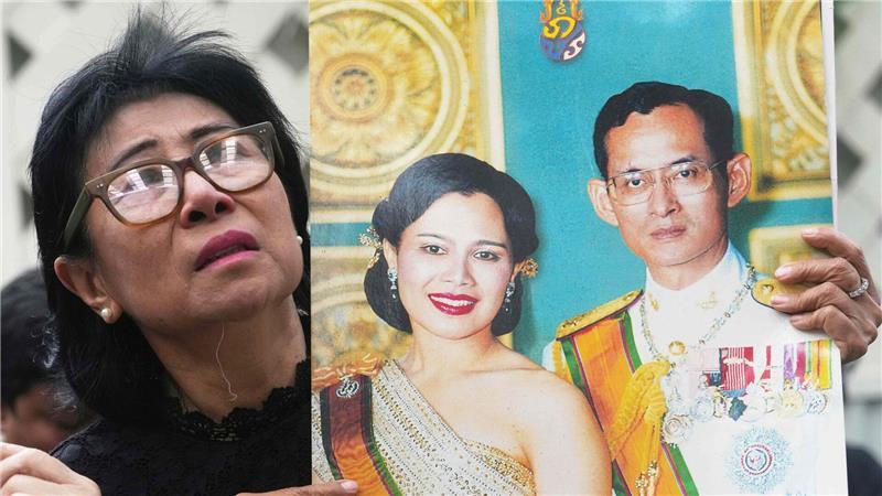 In Thailand wurde Sirikit tief verehrt.