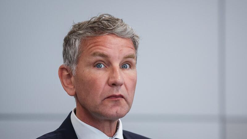 Thüringer AfD-Vize: Forderung nach Höcke-Ausschluss „absurd“ In Thüringen werden Rufe nach einem Parteiausschluss von Björn Höcke laut.
