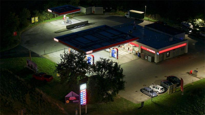 In Tostedt wurde eine Esso-Tankstelle überfallen (Symbolbild).