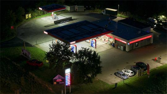 In Tostedt wurde eine Esso-Tankstelle überfallen (Symbolbild).