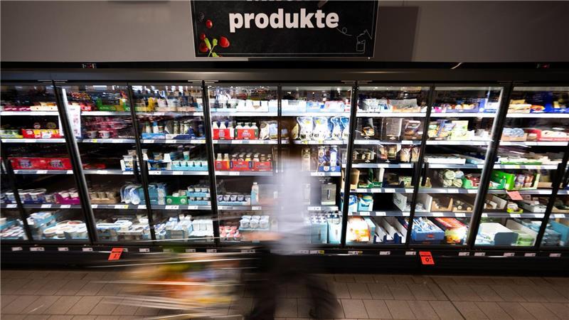 In Wasbek planen Landwirte ab Sonntagabend eine Mahnwache wegen der niedrigen Butterpreise. (Symbolbild)