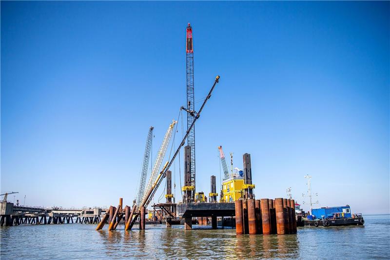 In Wilhelmshaven wird derzeit ein LNG-Terminal errichtet - ein weiteres soll offenbar angemietet werden.