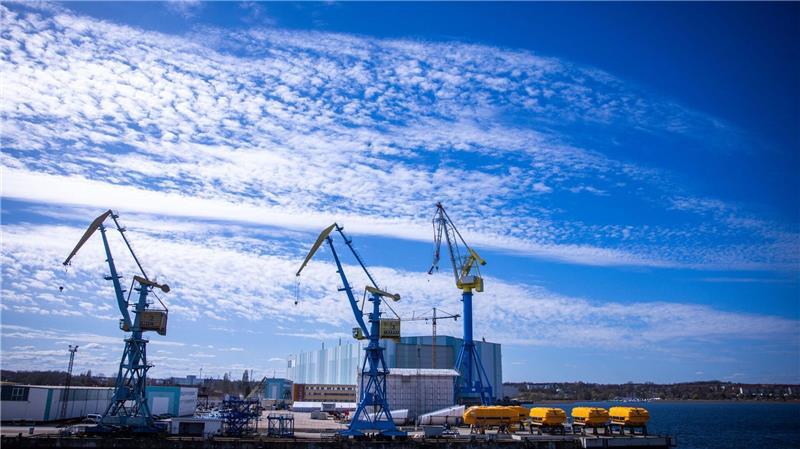 U-Boot-Boom lässt TKMS wachsen – neue Jobs in Wismar In Wismar sieht die Werft den geplanten Bau einer U-Boot-Fertigung im Plan. (Archivbild)