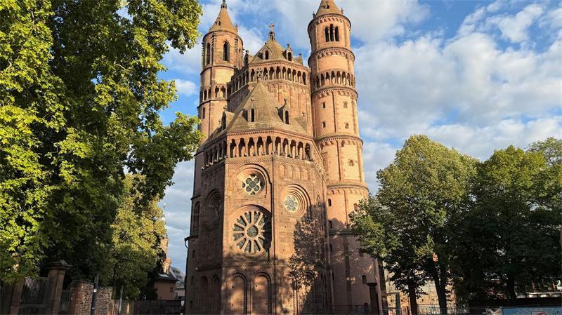 „Ein bisschen befremdlich“ - Erdbeben in der Region Mannheim In Worms war das Erdbeben zu spüren.