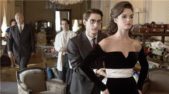 In „Yves Saint Laurent“ widmet sich Regisseur Jalil Lespert der frühen Karriere des berühmten Modeschöpfers und seiner engen Beziehung zu Pierre Bergé. (Archivbild)