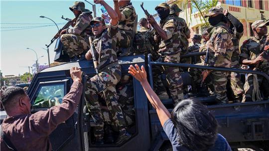 In dem Inselstaat im Indischen Ozean demonstrieren seit Ende September Zehntausende junge Menschen der „Gen Z“ - am Wochenende schlossen sich Militärs ihnen an. (Archivbild)