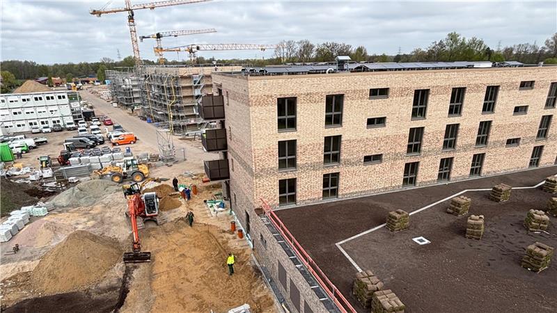 In dem vier Hektar großen Orchideenquartier werden 2,7 Hektar bebaut. Bis 2028 entstehen 250 Wohnungen, die sich auf 25 Stadtvillen verteilen.