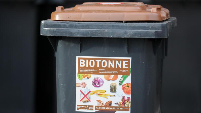 Kreistag verbietet Biomüllbeutel und verschärft Strafen für Abfall-Sünder In den Biotonnen soll in Zukunft deutlich weniger Abfall landen.