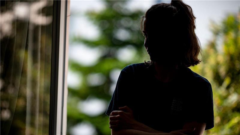 OECD-Studie warnt: Einsamkeit unter Jungen und Alten wächst In den Industriestaaten klagt nach einer OECD-Studie eine wachsende Zahl von Menschen über Einsamkeit. (Symbolbild)