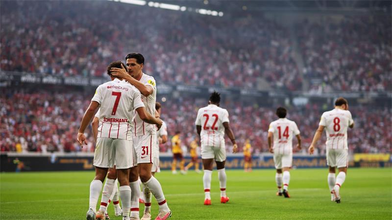 In den Playoffs setzte sich Freiburg souverän gegen Motherwell durch.