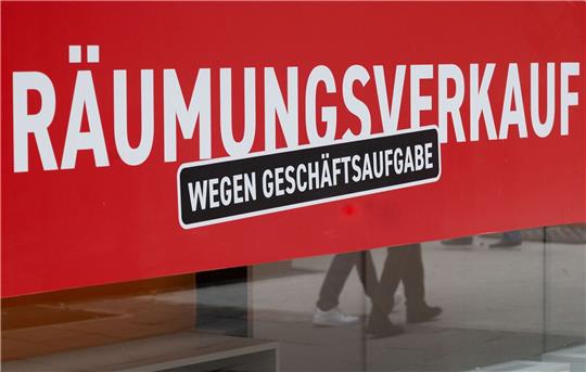 In den sechs Monaten dieses Jahres meldeten die Amtsgerichte hierzulande 8571 Unternehmensinsolvenzen - 20,5 Prozent mehr als ein Jahr zuvor.