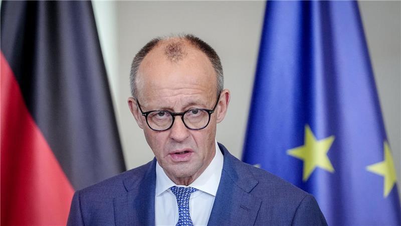 In den vergangenen Wochen hatte der Bundeskanzler von der EU-Kommission Änderungen beim ursprünglich geplanten Verbrenner-Aus verlangt. (Archivbild)