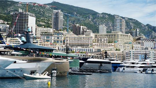 In der Affäre um ein geplatztes Großprojekt in Monaco sind ehemalige Vertraute von Fürst Albert II. im Visier der Justiz (Archivbild).