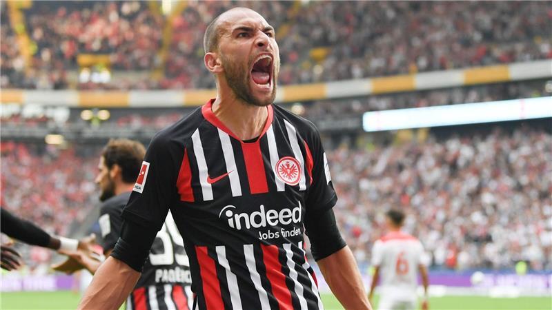 Zwei Jahre nach Zusammenbruch: Bas Dost beendet Karriere In der Bundesliga erfolgreich: Bas Dost im Trikot von Eintracht Frankfurt. (Archivbild)