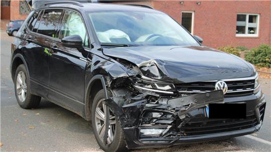 In der Gemeinde Ahlerstedt sind am Donnerstag zwei Geländewagen zusammengeprallt.