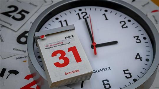 In der Nacht wurde die Zeit vorgestellt. Mit dem 31. März beginnt dieses Jahr die Sommerzeit.
