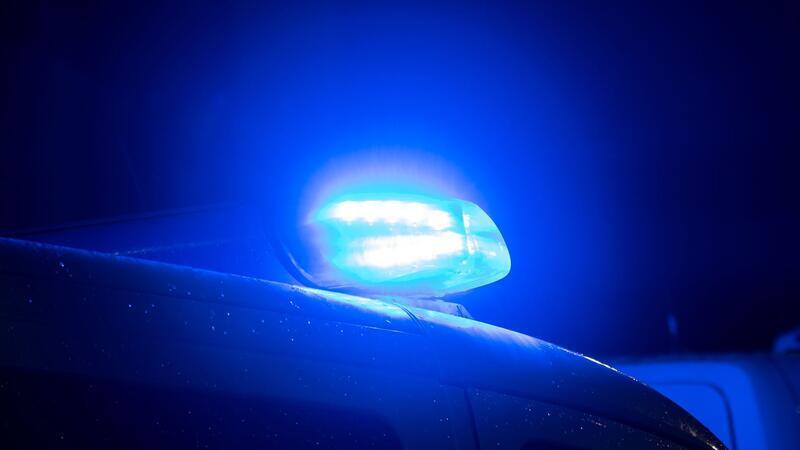 In der Nähe des Tatortes wurden die Verdächtigen gefunden. (Symbolbild)