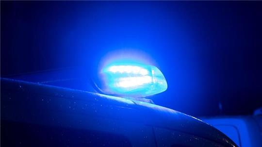 In der Nähe des Tatortes wurden die Verdächtigen gefunden. (Symbolbild)