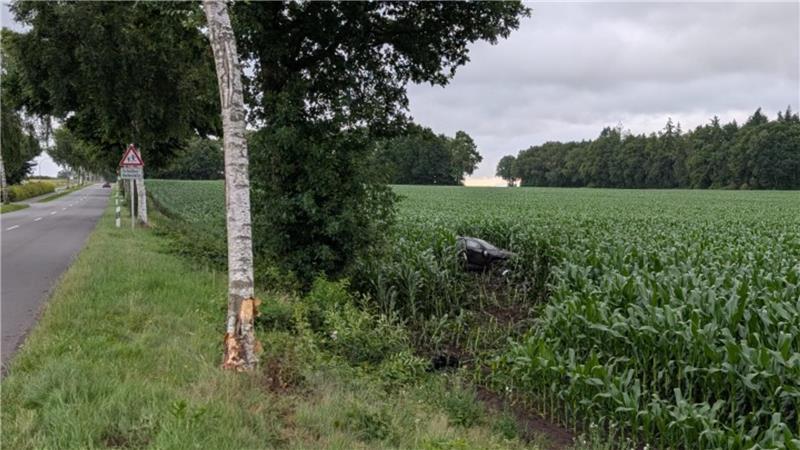 In der Rockstedter Straße in Seedorf kam es zu einem schweren Verkehrsunfall.