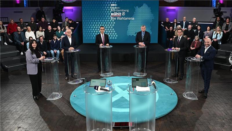 In der SWR-„Wahlarena“ trafen die sechs Spitzenkandidatinnen und Spitzenkandidaten der Parteien mit Aussicht auf Sitze im Landtag aufeinander. 