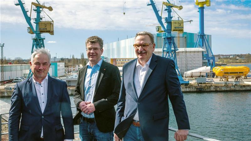In der Wismarer Werft wurden zuletzt Kreuzfahrtschiffe gebaut. Die Corona-Krise setze den Plänen ein Ende. Nun sollen Aufträge des Staates für Beschäftigung sorgen - insbesondere für die Rüstung.   