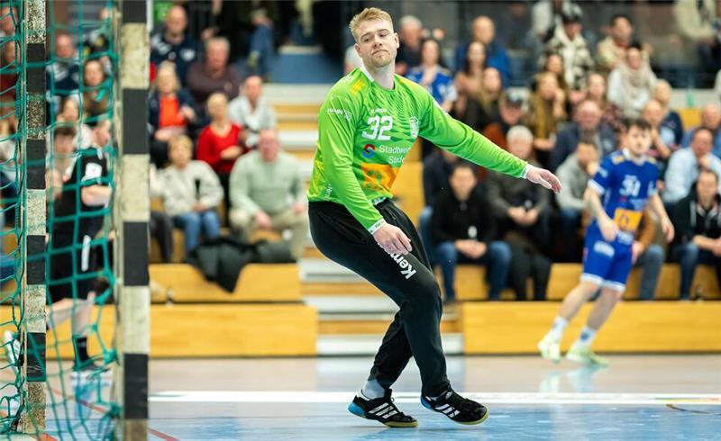 Hohe Fehlerquote: Beim VfL Fredenbeck reißt beeindruckende Serie In der ersten Halbzeit zeigt Fredenbecks Torwart Justin Rundt Klasse. In der Schlussphase des Spiels verliert der VfL das Duell der Torhüter gegen Aurich.