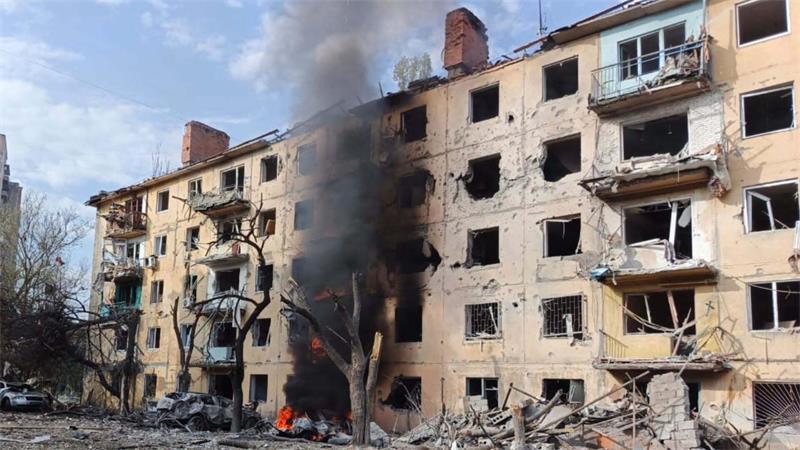 Neuer Ort, neue Hoffnung? Selenskyj trifft Witkoff in Oslo In der frontnahen Stadt Kramatorsk sind schon viele Wohnhäuser zerstört.