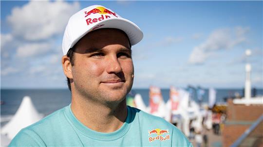 Windsurf-Weltmeister Köster siegt zu Hause mit „Zusatzkick“ In der spanischen Wahlheimat erfolgreich: Philipp Köster
