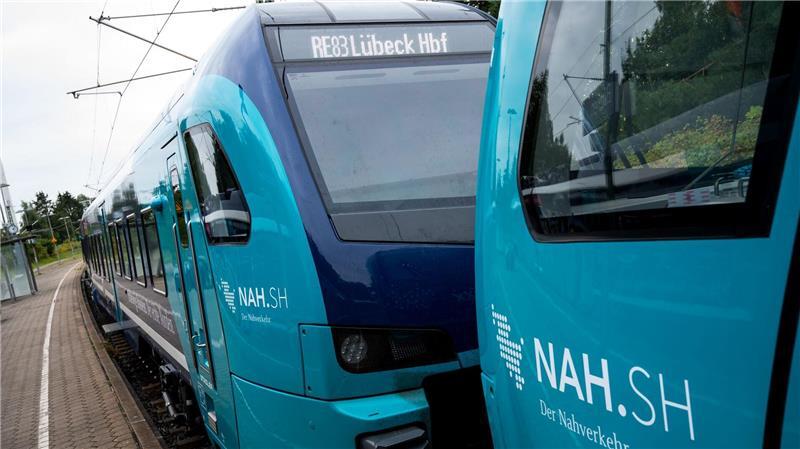 In die Akkuzüge in Schleswig-Holsteins werden Kameras eingebaut. (Symbolbild)