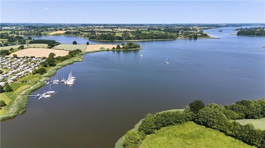In die Schlei sind erneut Plastikteilchen gelangt. (Symbolbild)