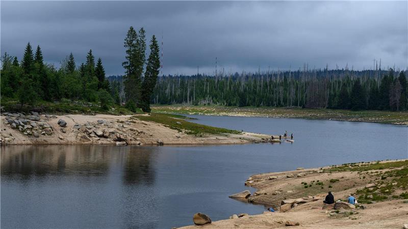 Urlaubsregionen trotz verhaltenem Start mit Sommer zufrieden In diesem Sommer hingen immer wieder dunkle Wolken über dem Harz. (Archivbild)