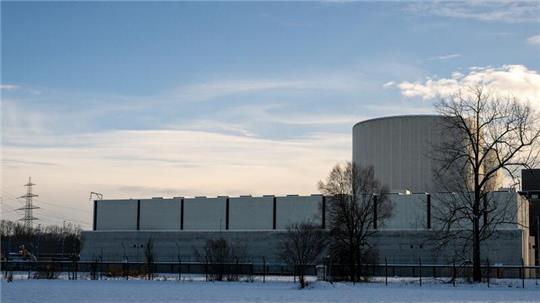 In dieser Halle auf dem Gelände des früheren Kernkraftwerks Gundremmingen wird der Atommüll gelagert.