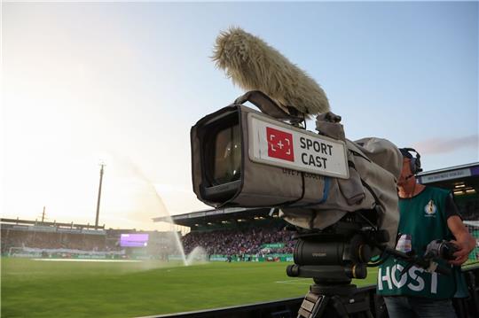 In dieser Saison gelten neue TV-Verträge für die Frauen-Bundesliga. Foto: dpa