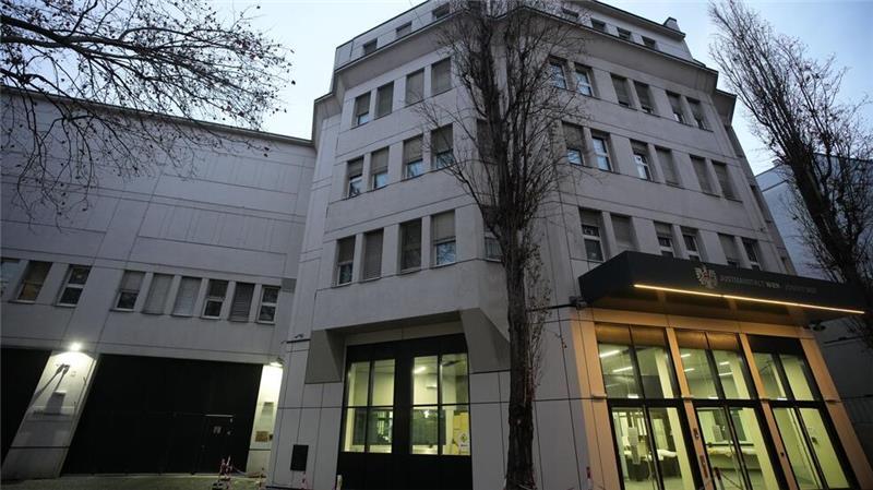 In dieser Wiener Justizvollzugsanstalt sitzt Benko in U-Haft.