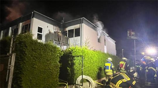 In einem Buxtehuder Mehrfamilienhaus ist ein Feuer ausgebrochen.