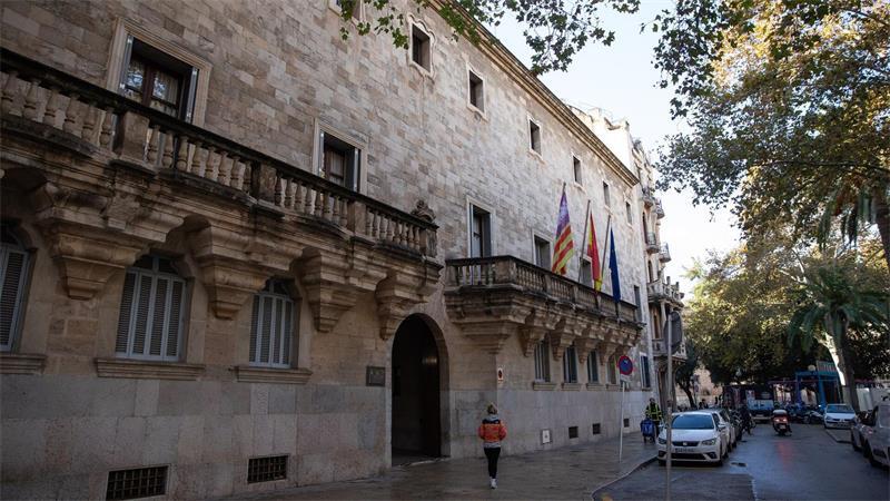 In einem Prozess in Palma muss sich ein dort lebender Deutscher wegen des Vorwurfs der Vergewaltigung verantworten. (Illustration)