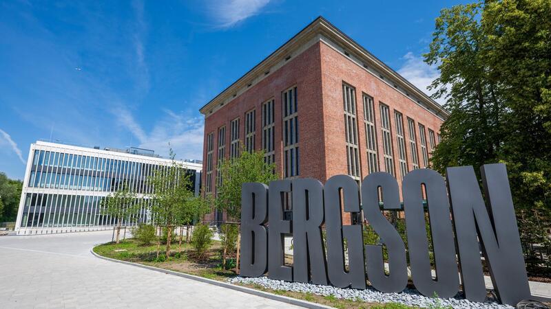 Kulturzentrum Bergson: 50.000 Besucher seit Eröffnung In einem ehemaligen Kraftwerk am Münchner Stadtrand ist ein Kulturzentrum einstanden.