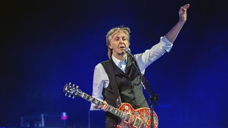 Paul McCartney: Buddy Holly war erstaunlich für uns In einer BBC-Sendung erinnert Paul McCartney an Buddy Holly und seinen Einfluss auf die Beatles.