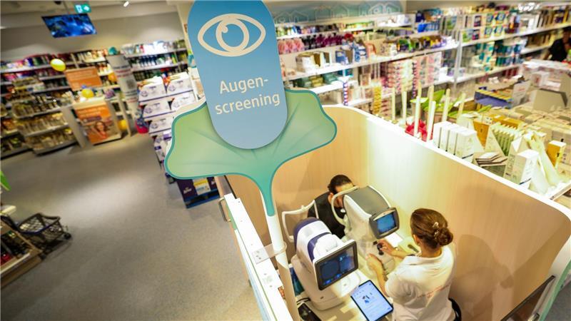 In einigen dm-Filialen kann man jetzt ein Augenscreening machen lassen. (Archivbild) 