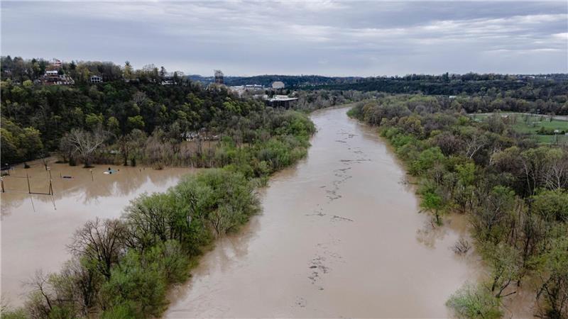 Land unter in den USA: Mindestens 16 Tote bei Unwettern In manchen Unwettergebieten versanken ganze Landstriche im Wasser.