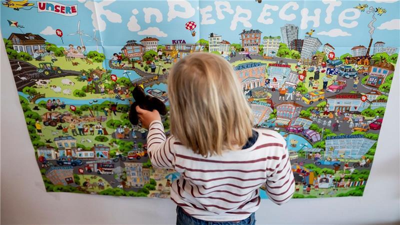 In puncto Kinderrechte liegt Hamburg laut Kinderhilfswerk deutschlandweit in der Führungsgruppe. (Archivbild)