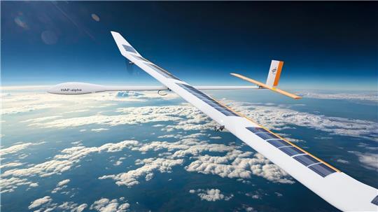 In rund 20 Kilometer Höhe soll das unbemannte Flugzeug etwa bei der Erdbeobachtung helfen. 
