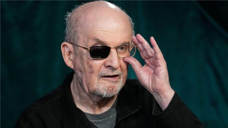 In seinem jüngsten Werk „Die elfte Stunde“ beschäftigt sich Salman Rushdie der Frage, wie man dem nahenden Tod begegnen sollte. (Archivfoto)
