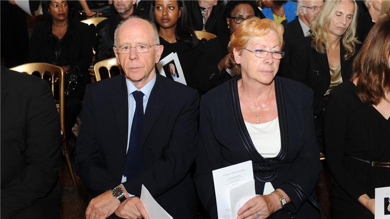 In seiner Amtszeit initiierte Walter Riester (l.) die nach ihm benannte „Riester-Rente“. (Archivbild)