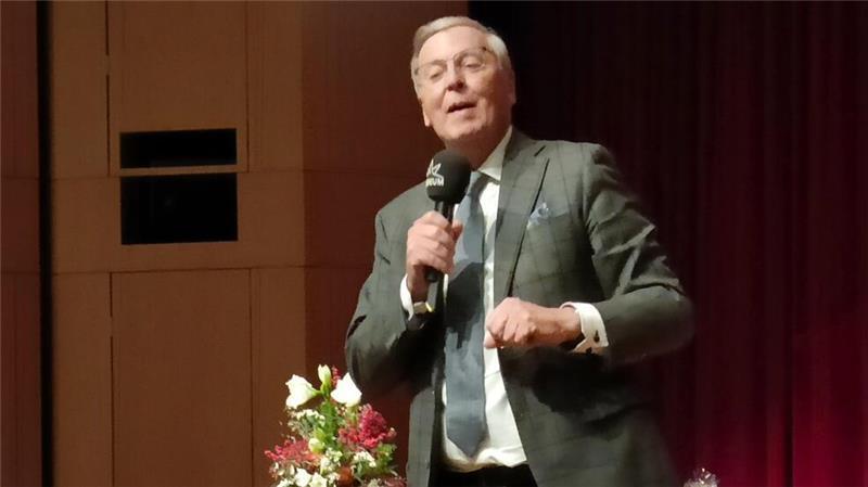 Landkreis Stade feiert seine besten Nachwuchs-Handwerker In seiner kurzweiligen Rede stimmte das ehemalige Bundestagsmitglied Wolfgang Bosbach (CDU) nachdenklich.