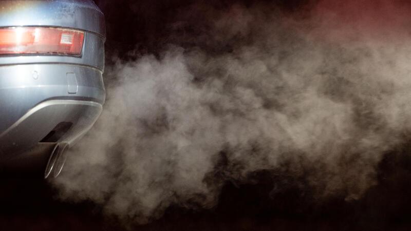 Erneut illegale Abgas-Einrichtung an BMW-Dieseln entdeck In sind rund 33.000 Autos vom SUV-Modell BMW X3 betroffen.