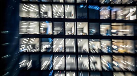 In vielen Betrieben wird eher auf Präsenz geachtet als auf Arbeitsergebnisse.