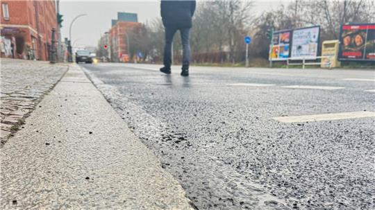 In vielen Regionen kann es in den Morgenstunden glatt sein. 